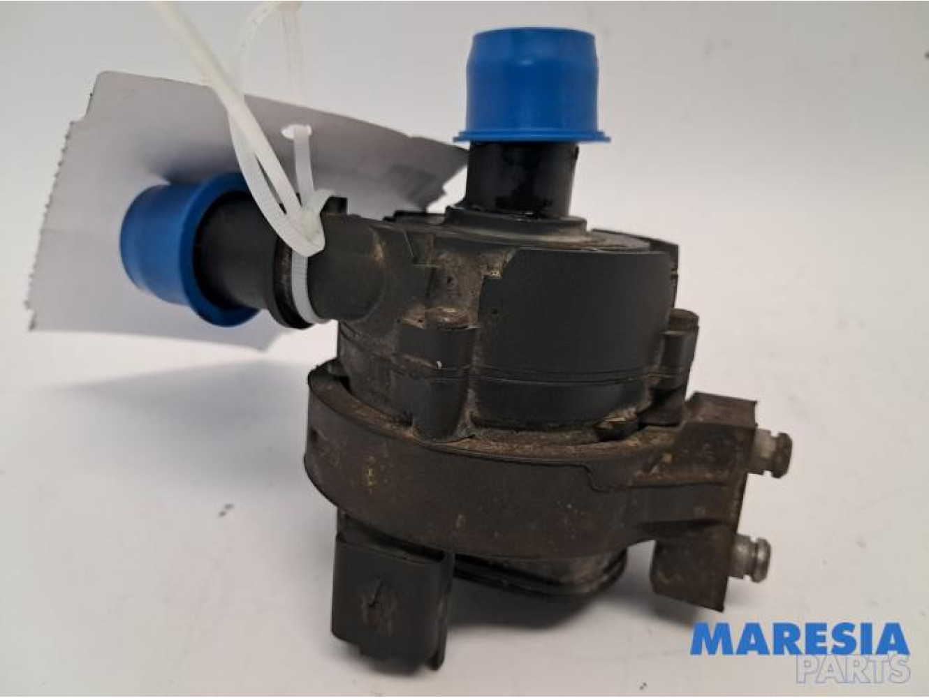 Renault - Master - Additional water pump