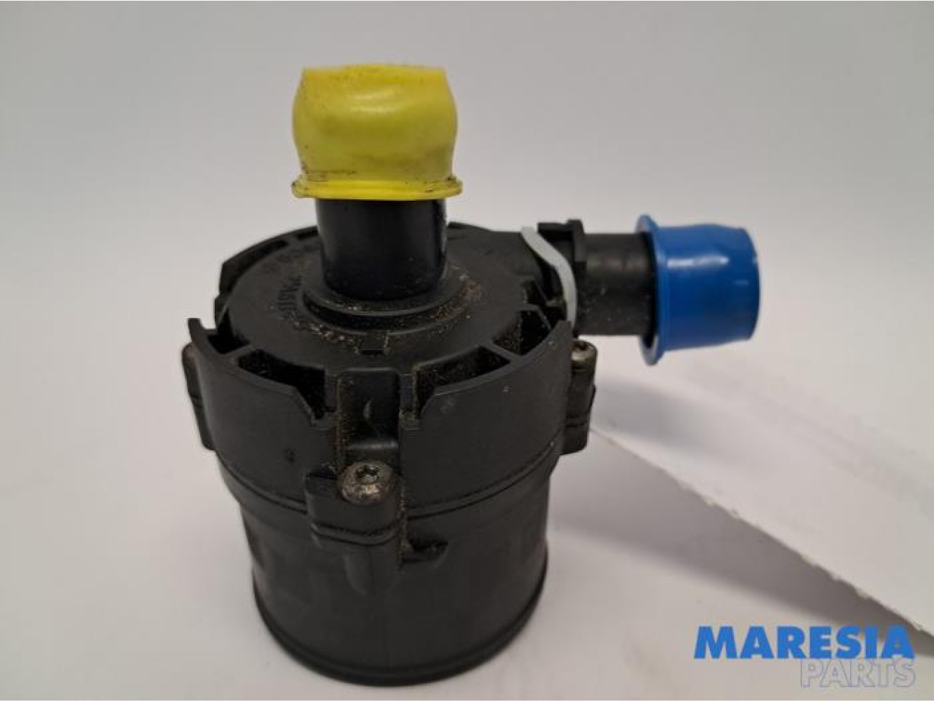 Renault - Master - Additional water pump