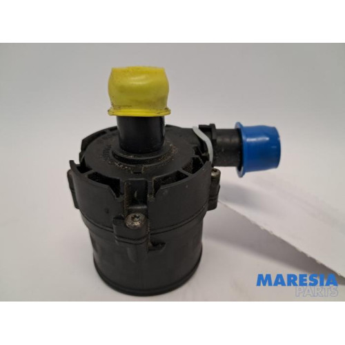 Renault - Master - Additional water pump