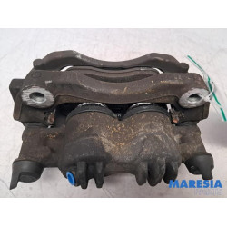 Renault - Master - Bremszange rechts vorne