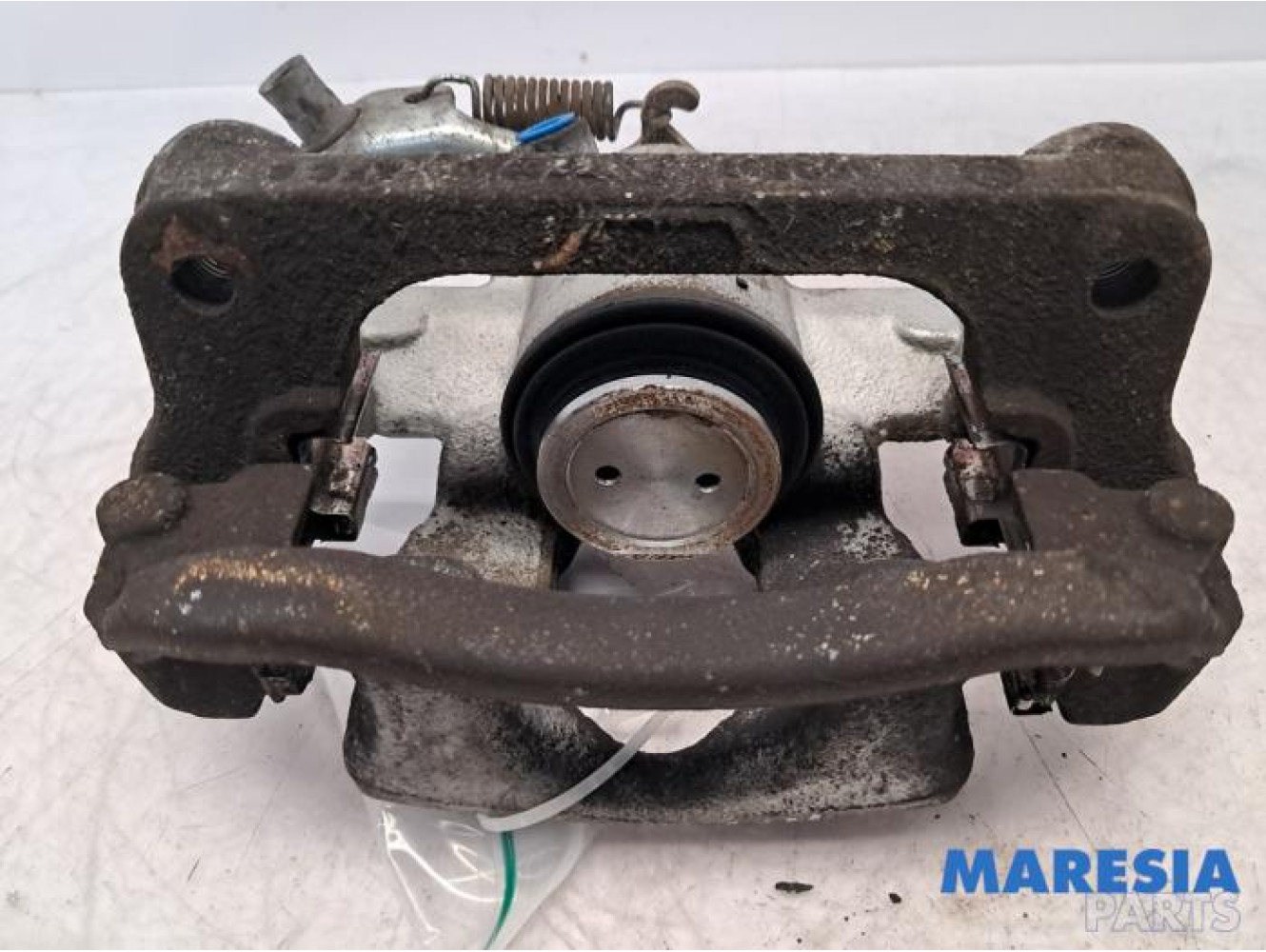 Renault - Master - Remklauw (Tang) rechts-achter