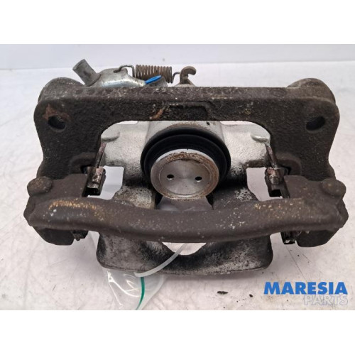 Renault - Master - Rear brake calliper, right