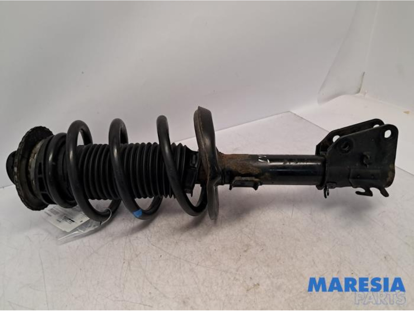 Renault - Master - Front shock absorber rod, left