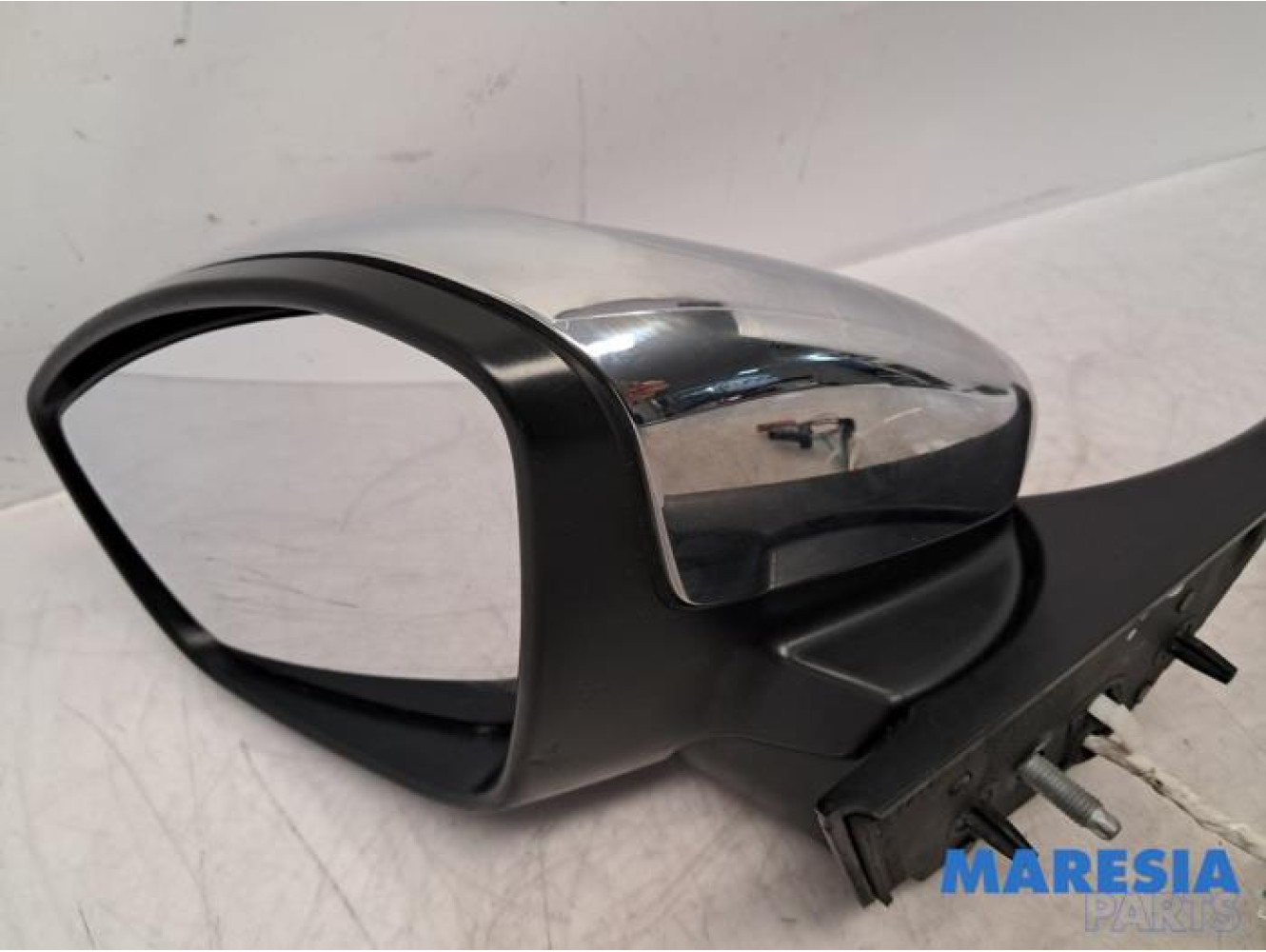 Peugeot - 208 - Wing mirror, left
