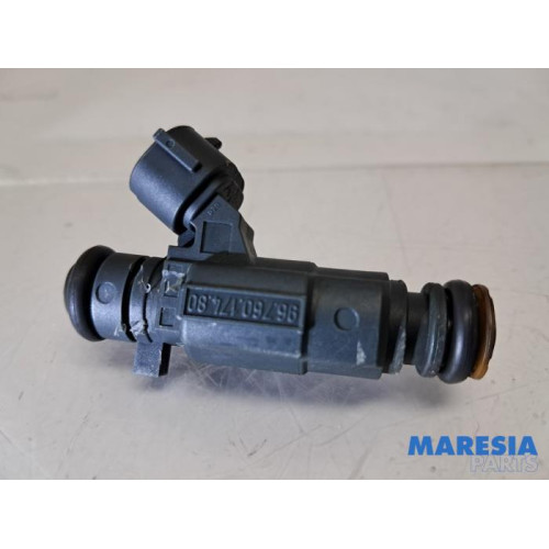 Peugeot - 208 - Injector (petrol injection)