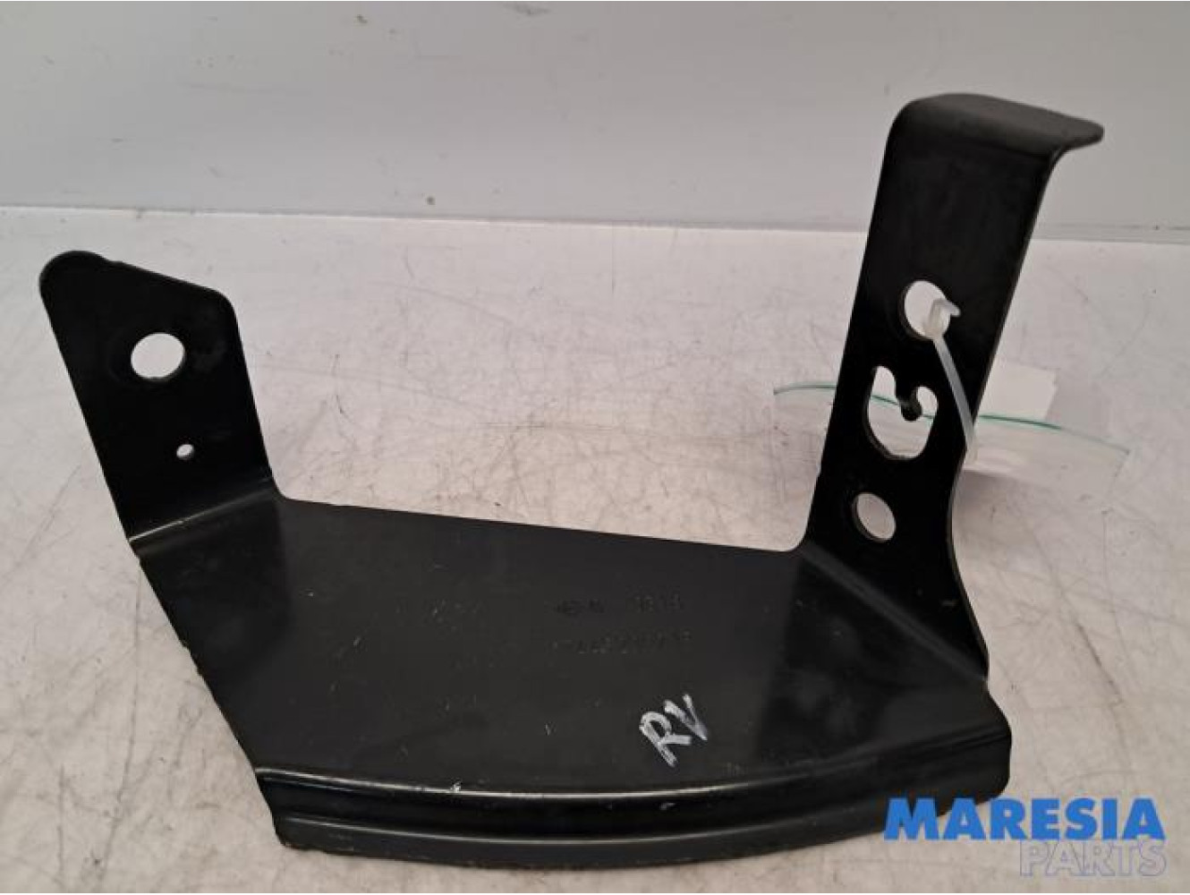 Renault - Master - Support pare-chocs avant droit