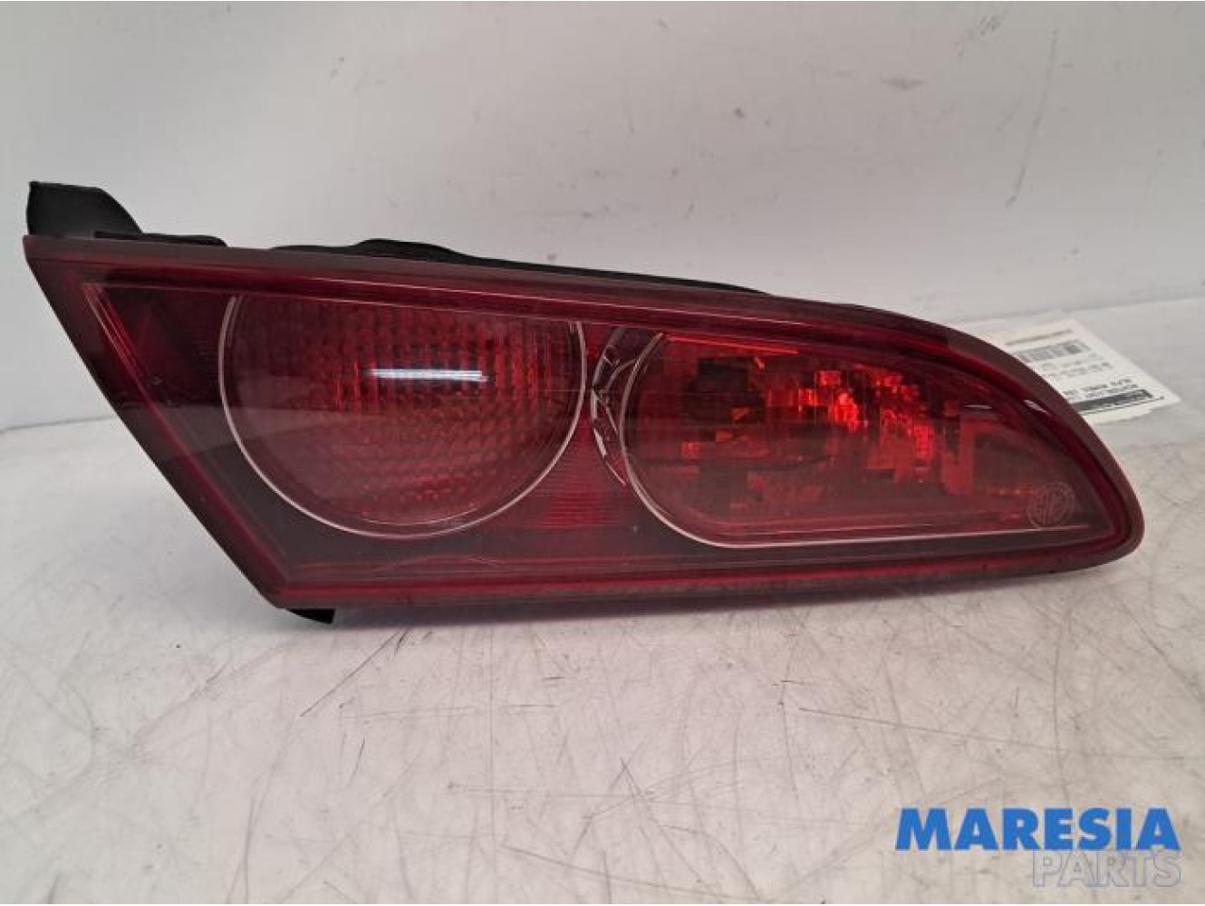 Alfa Romeo - 159 - Taillight, left