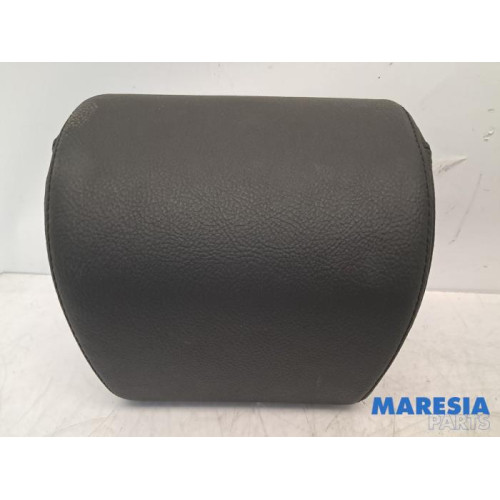 Alfa Romeo - 159 - Headrest