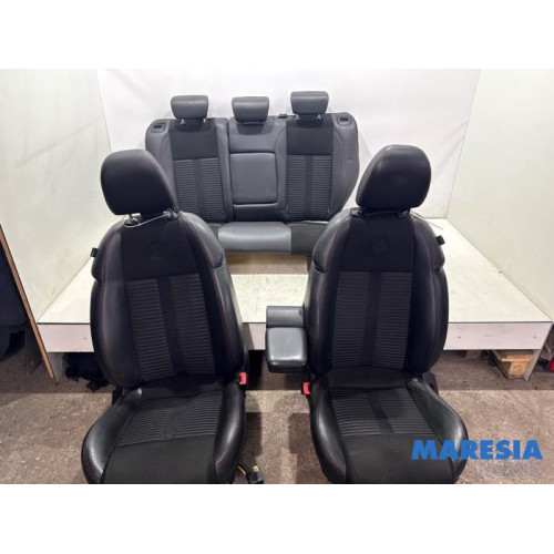Alfa Romeo - Giulietta - Verkleidung Set (komplett)