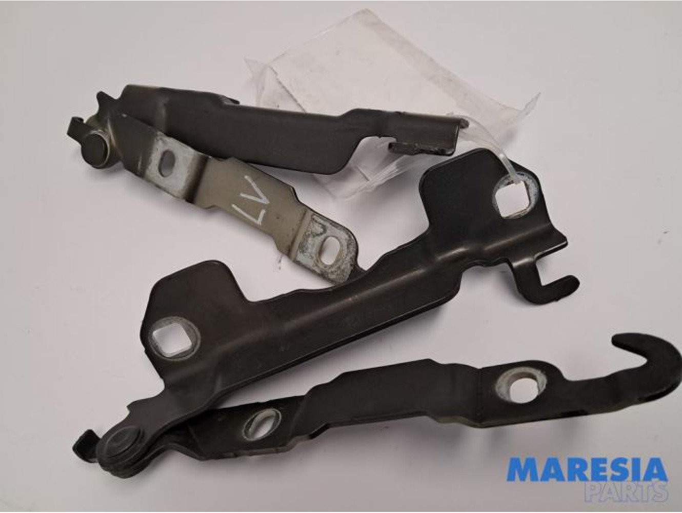 Alfa Romeo - 159 - Bonnet Hinge