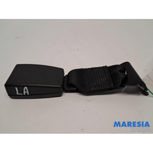 Alfa Romeo - 159 - Rear seatbelt buckle, left