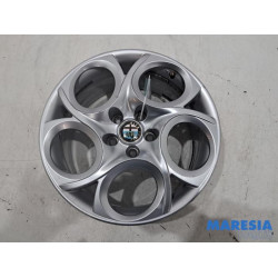 Alfa Romeo - Giulietta - Wheel