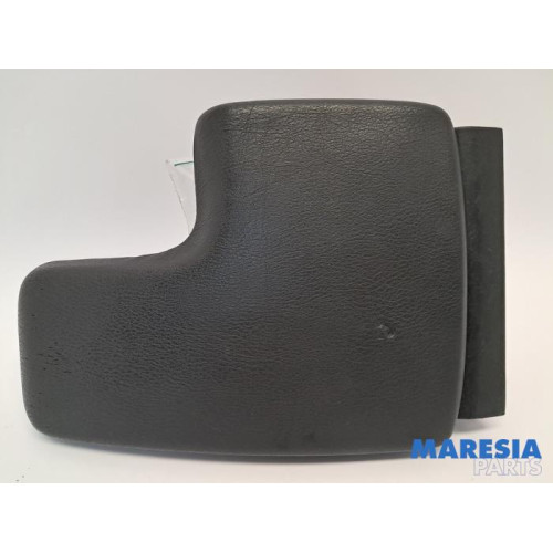 Alfa Romeo - 159 - Armrest cover cap middle