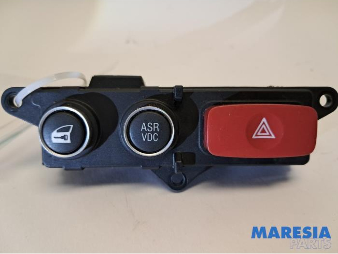 Alfa Romeo - 159 - Panic lighting switch