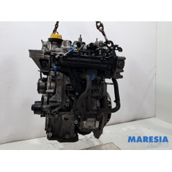 Renault - Clio - Engine