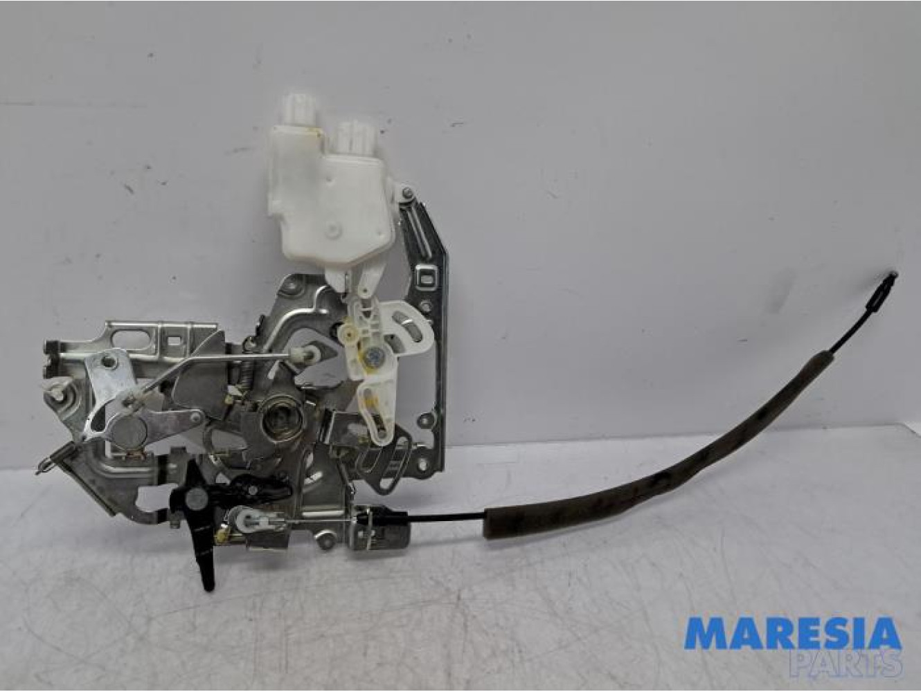 Renault - Master - Sliding door lock mechanism, right