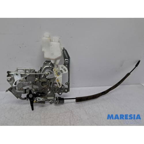 Renault - Master - Sliding door lock mechanism, right