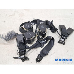 Renault - Clio - Rear bench seat