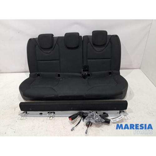 Renault - Clio - Rear bench seat