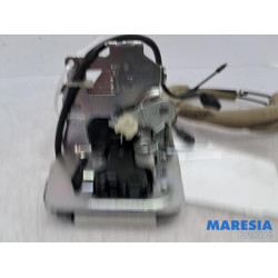 Renault - Master - Sliding door lock mechanism, right