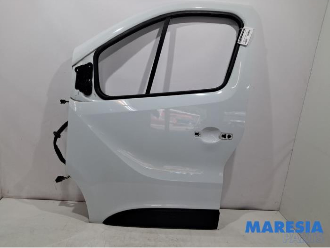 Renault - Trafic - Door 2-door, left