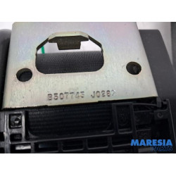 Renault - Master - Front seatbelt, left