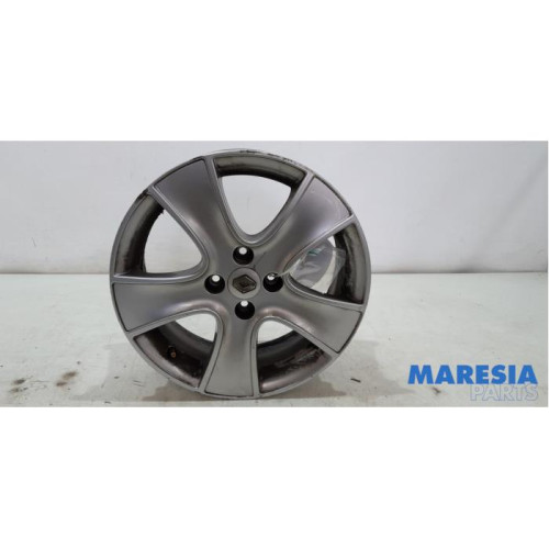Renault - Clio - Wheel