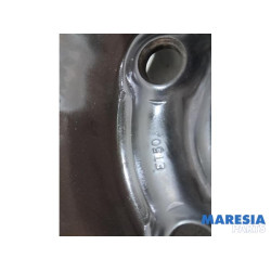 Renault - Trafic - Wheel