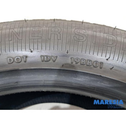 Renault - ZOE - Tyre