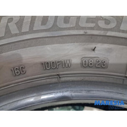 Renault - Trafic - Tyre