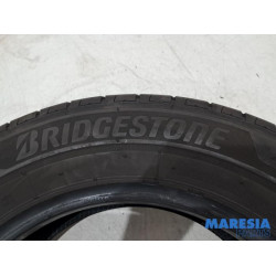 Renault - Trafic - Tyre