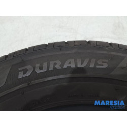 Renault - Trafic - Tyre