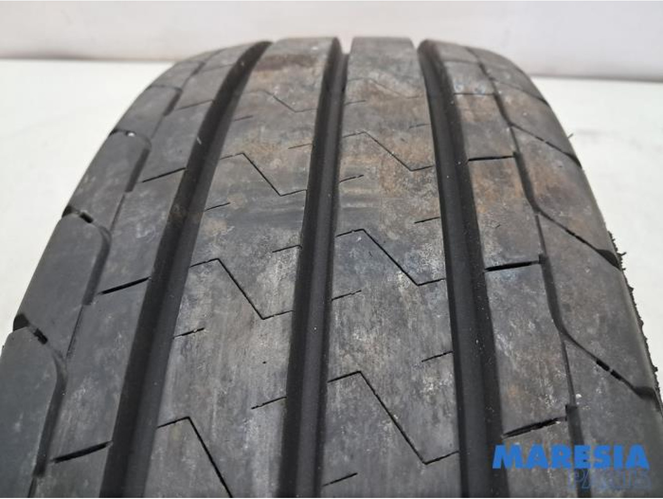 Renault - Trafic - Tyre