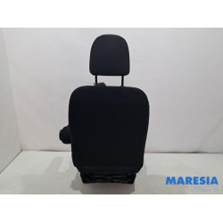 Renault - Trafic - Seat, right