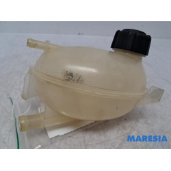 Renault - Clio - Expansion vessel