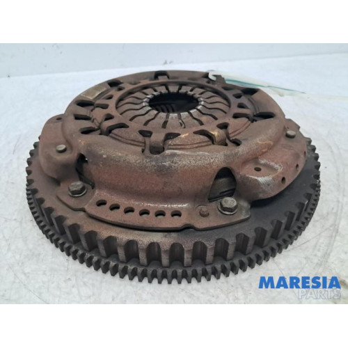 Renault - Twingo - Flywheel