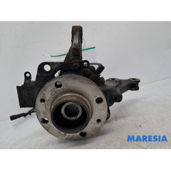 Renault - Clio - Knuckle, front right