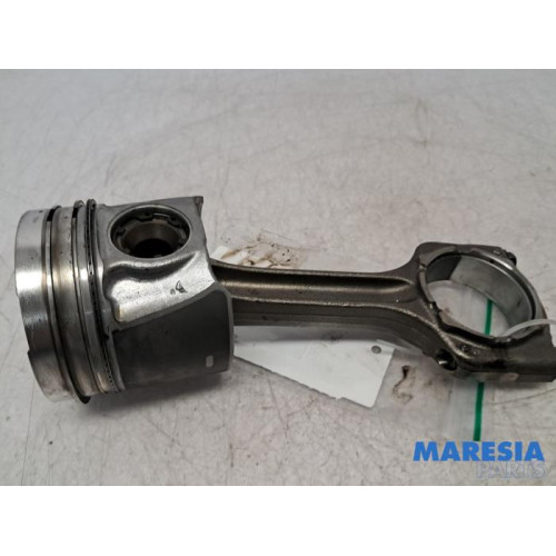 Alfa Romeo - Giulia - Connecting rod