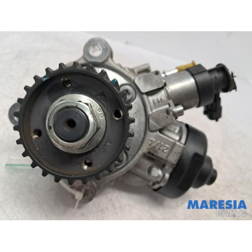 Alfa Romeo - Giulia - Mechanical fuel pump