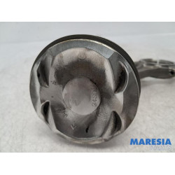 Citroen - DS3 - Connecting rod