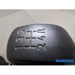 Citroen - C4 Cactus - Gear stick