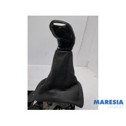 Citroen - C4 Cactus - Gear stick