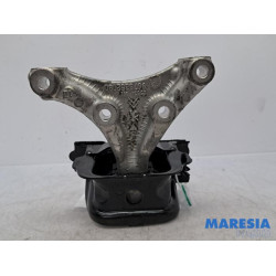 Citroen - C4 Cactus - Engine mount