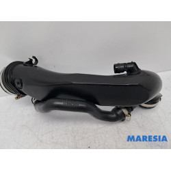 Peugeot - 5008 - Aanzuigslang Lucht