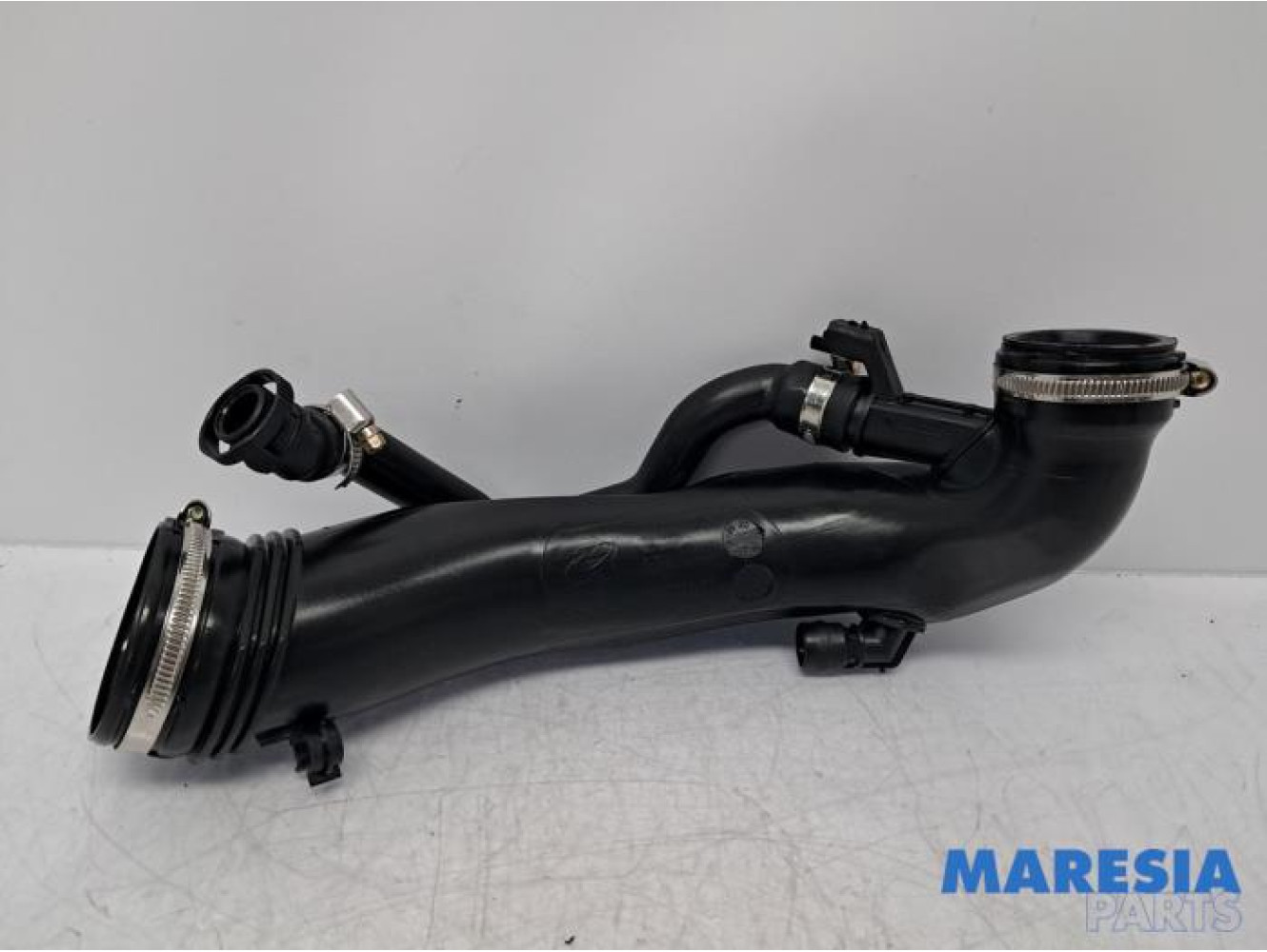 Peugeot - 5008 - Aanzuigslang Lucht