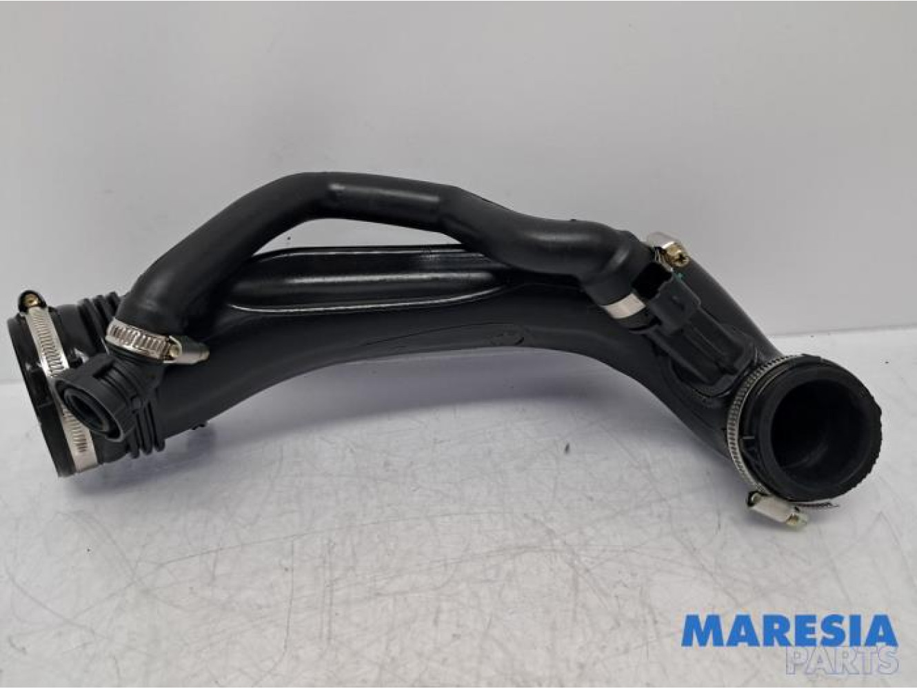 Peugeot - 5008 - Aanzuigslang Lucht