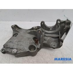 Alfa Romeo - 159 - Support pompe direction assistée