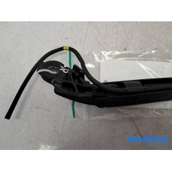 Citroen - C4 Cactus - Front wiper arm
