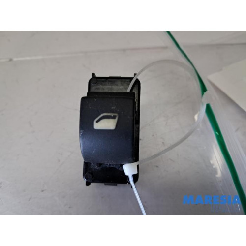 Citroen - Berlingo - Electric window switch