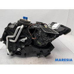 Renault - Trafic - Heizgehäuse